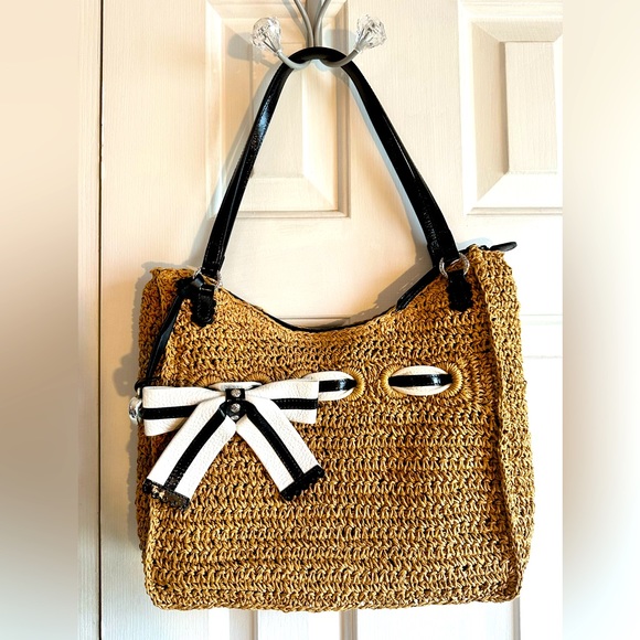 Brighton straw purse/tote, black & white leather bow. Zipper and inside pockets - Picture 1 of 14